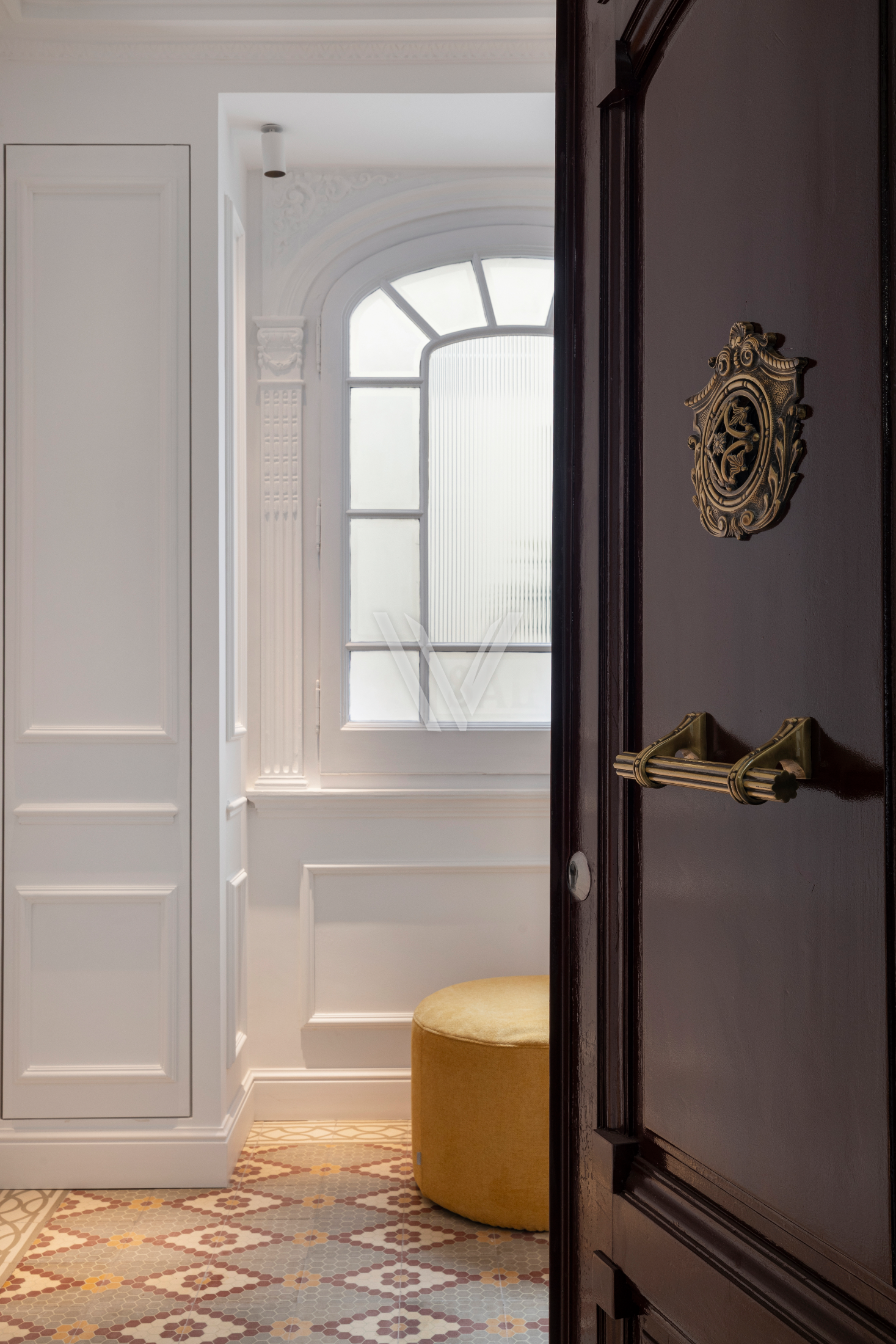 Renovated Corner Residence in L’Antiga Esquerra de l’Eixample