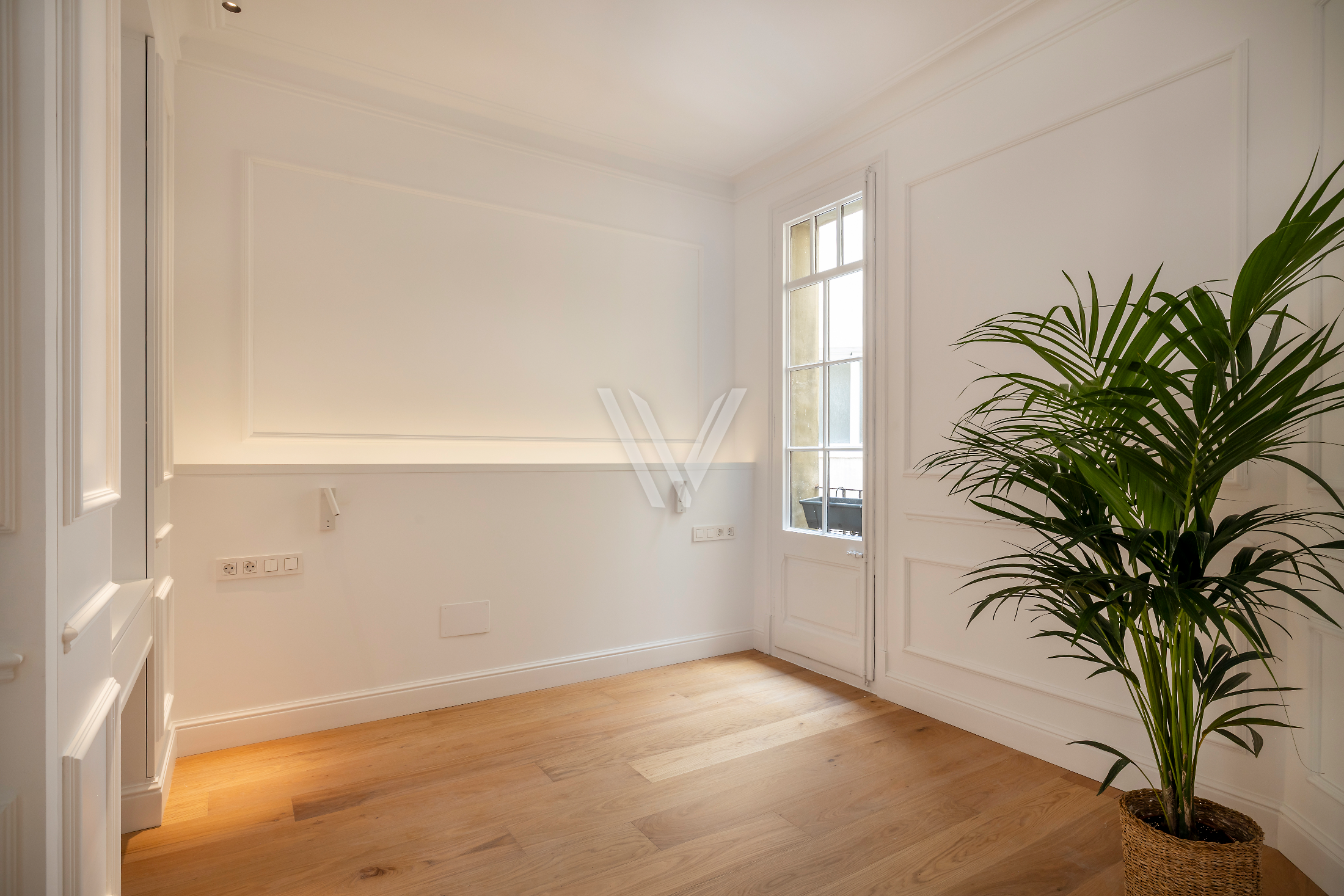 Renovated Corner Residence in L’Antiga Esquerra de l’Eixample