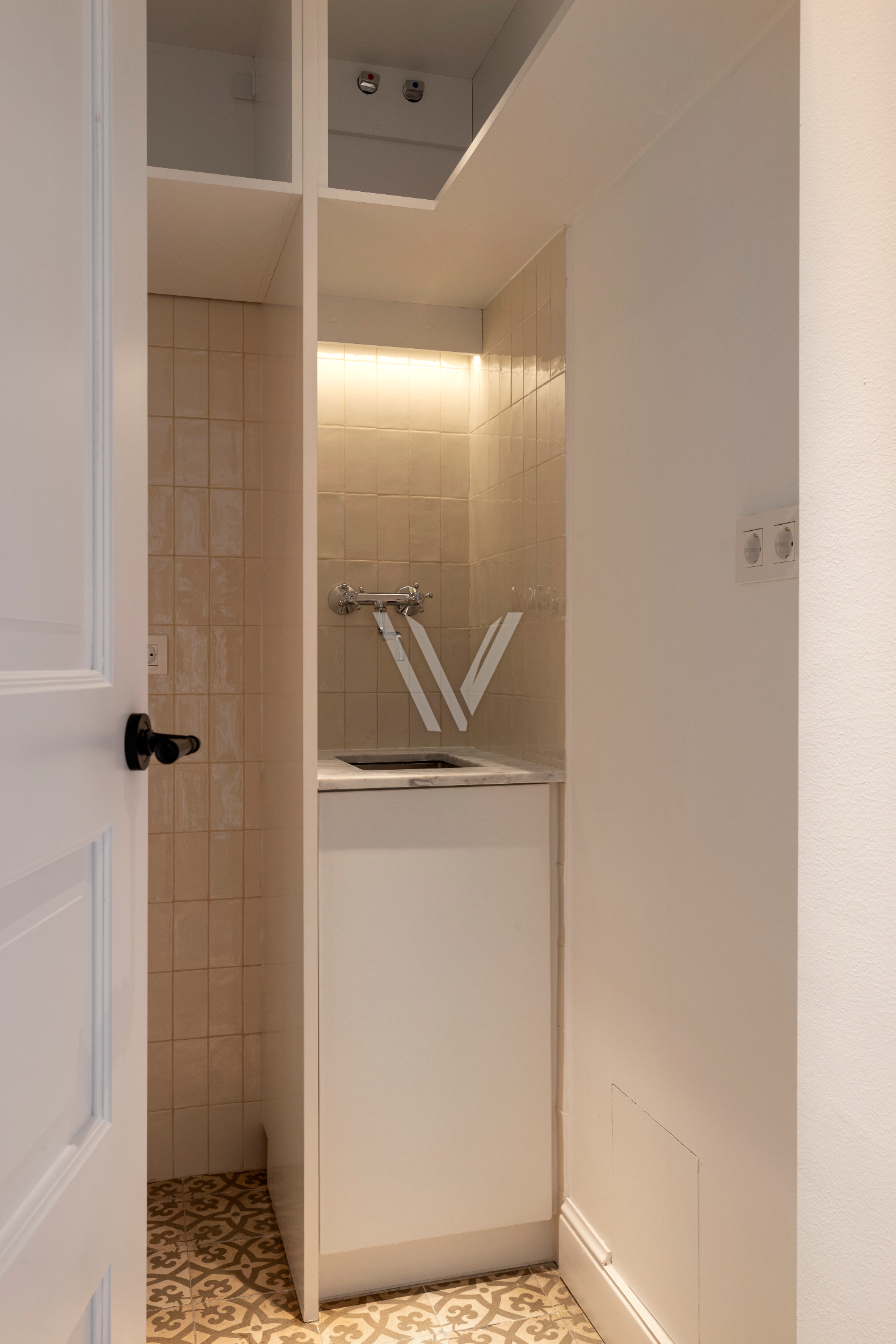 Renovated Corner Residence in L’Antiga Esquerra de l’Eixample