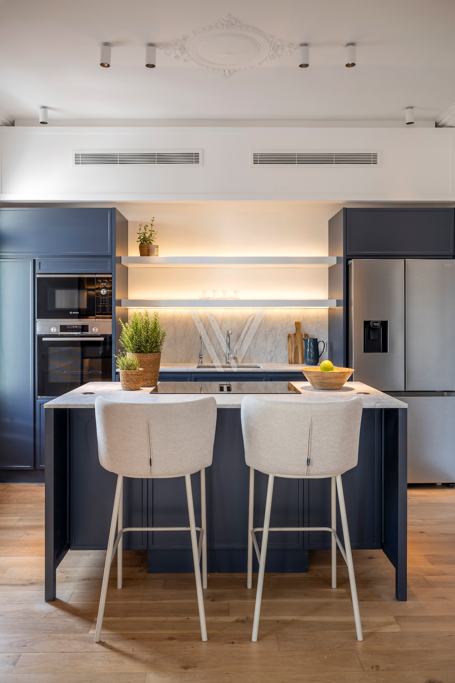 Renovated Corner Residence in L’Antiga Esquerra de l’Eixample