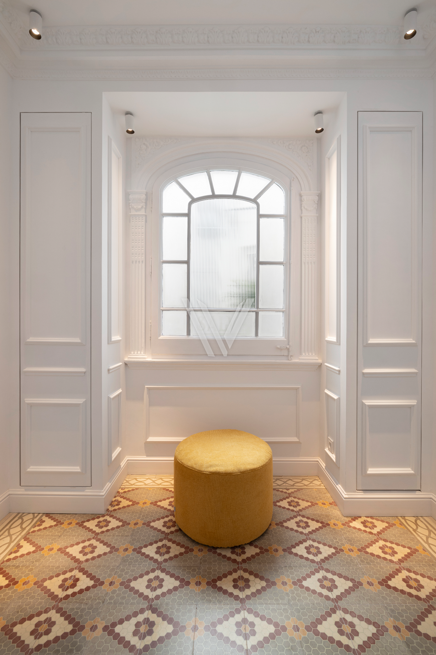 Renovated Corner Residence in L’Antiga Esquerra de l’Eixample